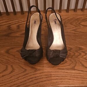 FIONI Clothing Black Women's Slingback Heels